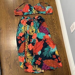 NWOT SEXY TROPICAL SET